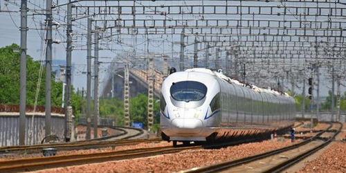 郑州高铁最新爆料,未来交通枢纽再升级，速度与便捷双提升