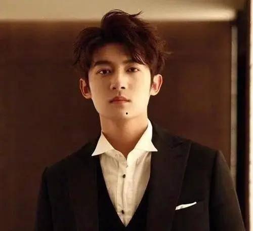 演员成毅最新爆料新闻事件,揭秘演艺圈幕后真相